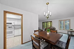 6051 Laurel Ave, Golden Valley, MN 55416 - Photo 7