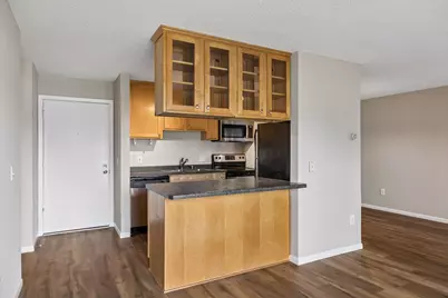 4110 Rahn Road #121, Eagan, MN 55122 - Photo 5