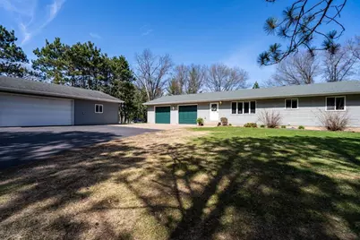 4437 Old Wells Road, Eau Claire, WI 54703 - Photo 7