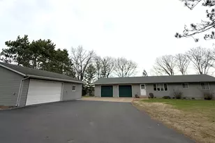 4437 Old Wells Rd, Eau Claire, WI 54703 - Photo 9