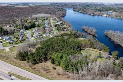 4437 Old Wells Road, Eau Claire, WI 54703 - Photo 59
