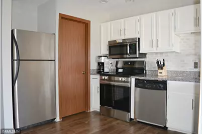5697 Green Circle Drive #315, Hopkins, MN 55343 - Photo 11