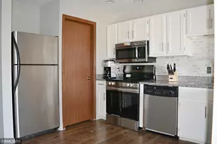5697 Green Cir Dr, Hopkins, MN 55343 - Photo 11
