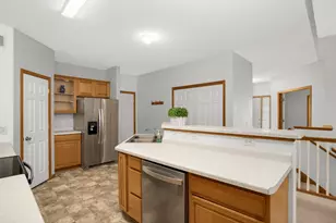 2466 Beech St W, Rosemount, MN 55068 - Photo 3