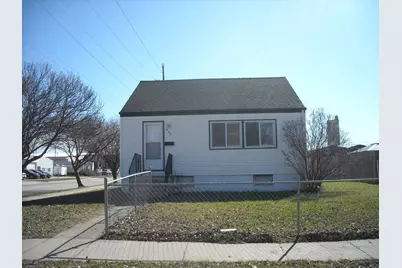 537 20th Street N, Fargo, ND 58102 - Photo 1