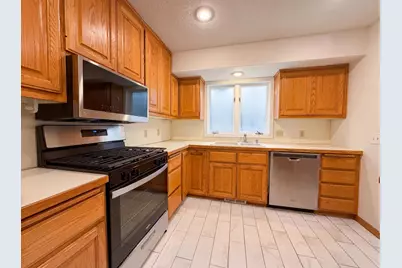 6475 Grandview Drive, Eden Prairie, MN 55346 - Photo 7