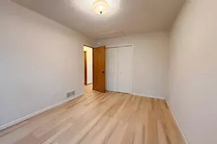 6475 Grandview Dr, Eden Prairie, MN 55346 - Photo 15