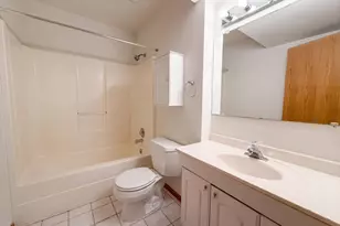 6475 Grandview Dr, Eden Prairie, MN 55346 - Photo 13