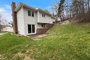 6475 Grandview Dr, Eden Prairie, MN 55346 - Photo 5