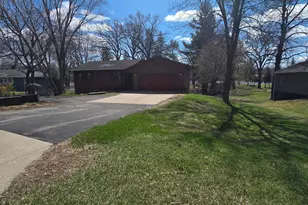 923 Lindbergh Dr S, Little Falls, MN 56345 - Photo 27