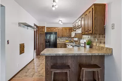 880 Whitney Drive, Apple Valley, MN 55124 - Photo 11