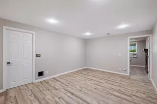 880 Whitney Dr, Apple Valley, MN 55124 - Photo 25