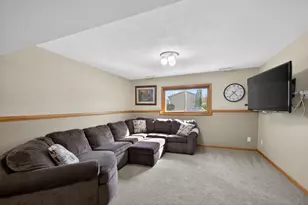 4415 Valley Dr NW, Rochester, MN 55901 - Photo 17