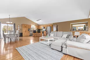 5725 157th St N, Hugo, MN 55038 - Photo 7