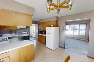 2418 Main Street W, Albert Lea, MN 56007 - Photo 9