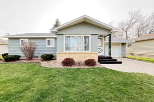 413 S 13th St, Montevideo, MN 56265 - Photo 39