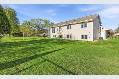 654 Timothy Court, Shakopee, MN 55379 - Photo 33