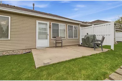 674 Lake View Drive, Woodbury, MN 55129 - Photo 21