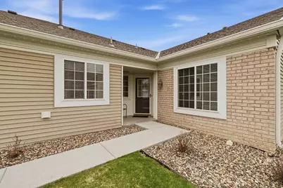 674 Lake View Drive, Woodbury, MN 55129 - Photo 5