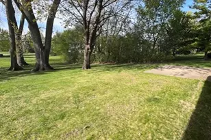 788 Parkside Dr, Vadnais Heights, MN 55127 - Photo 9