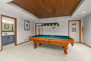 8480 Montgomery Ct, Eden Prairie, MN 55347 - Photo 35