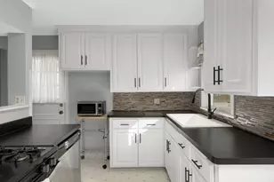 3546 Pierce St NE, Minneapolis, MN 55418 - Photo 9