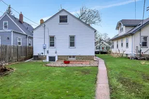 736 Cottage Ave E, Saint Paul, MN 55106 - Photo 7