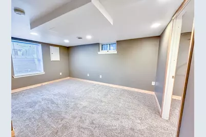 736 Cottage Avenue E, Saint Paul, MN 55106 - Photo 31