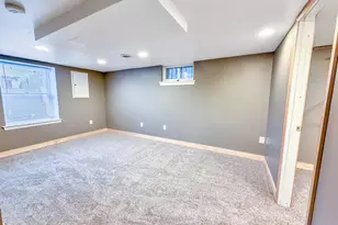 736 Cottage Ave E, Saint Paul, MN 55106 - Photo 31