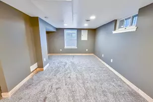 736 Cottage Ave E, Saint Paul, MN 55106 - Photo 29