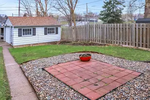 736 Cottage Ave E, Saint Paul, MN 55106 - Photo 9