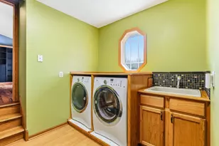 2445 Schaller Dr E, Maplewood, MN 55119 - Photo 19