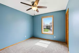 2445 Schaller Dr E, Maplewood, MN 55119 - Photo 25