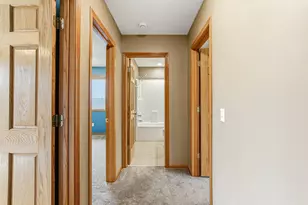 2445 Schaller Dr E, Maplewood, MN 55119 - Photo 29