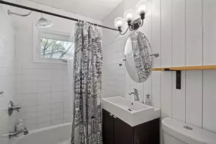 2416 Quincy St NE, Minneapolis, MN 55418 - Photo 31