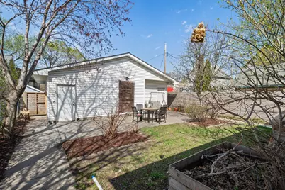 2416 Quincy Street NE, Minneapolis, MN 55418 - Photo 39