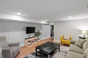 2416 Quincy St NE, Minneapolis, MN 55418 - Photo 33