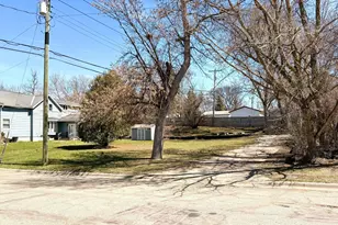 513 S Concord St, Fergus Falls, MN 56537 - Photo 1