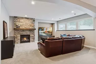 5855 Zanzibar Ln N, Plymouth, MN 55446 - Photo 11