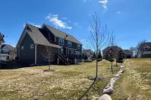 5855 Zanzibar Ln N, Plymouth, MN 55446 - Photo 7