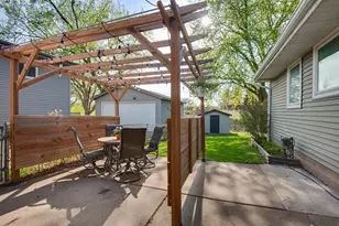 2075 N Ivy St, North Saint Paul, MN 55109 - Photo 31