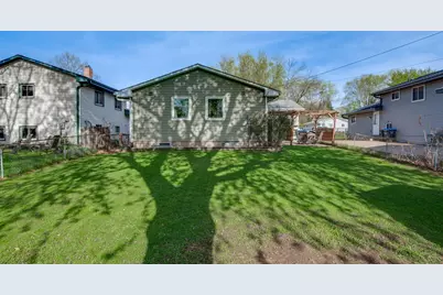 2075 N Ivy Street, North Saint Paul, MN 55109 - Photo 35