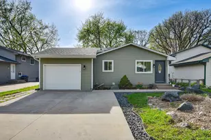 2075 N Ivy St, North Saint Paul, MN 55109 - Photo 1