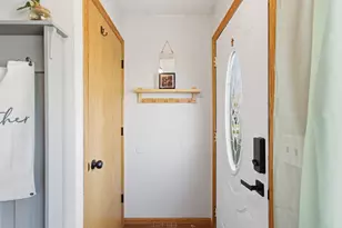 2075 N Ivy St, North Saint Paul, MN 55109 - Photo 3