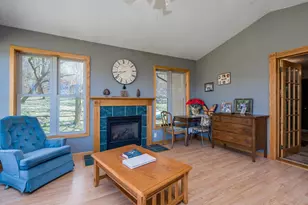 30536 Lexington Rd, Le Sueur, MN 56058 - Photo 9