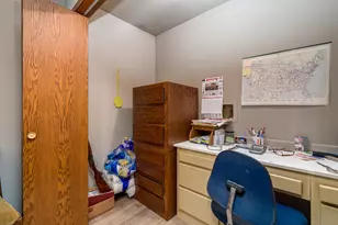 30536 Lexington Rd, Le Sueur, MN 56058 - Photo 15