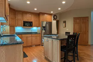 419 Brandywine Dr, Burnsville, MN 55337 - Photo 9