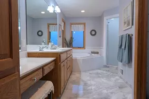 419 Brandywine Dr, Burnsville, MN 55337 - Photo 19