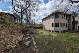 419 Brandywine Dr, Burnsville, MN 55337 - Photo 39
