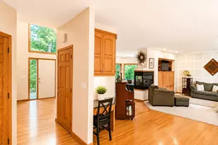 419 Brandywine Dr, Burnsville, MN 55337 - Photo 15